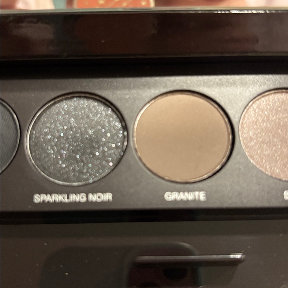 Laura Mercier Rare & Disc Shadow Palette - Picture 4 of 9